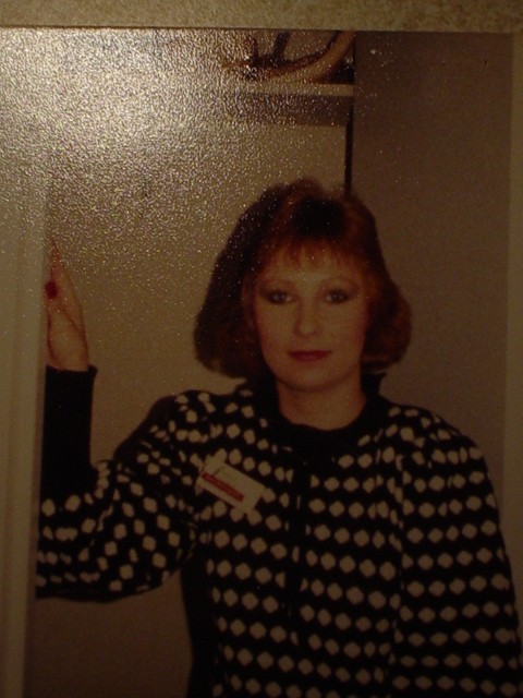 cosmetic retail girl