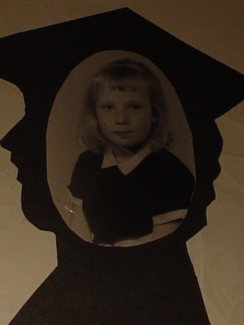 kindergarten pic
a pic from a card she got from
her kindergarten teacher
in 1975